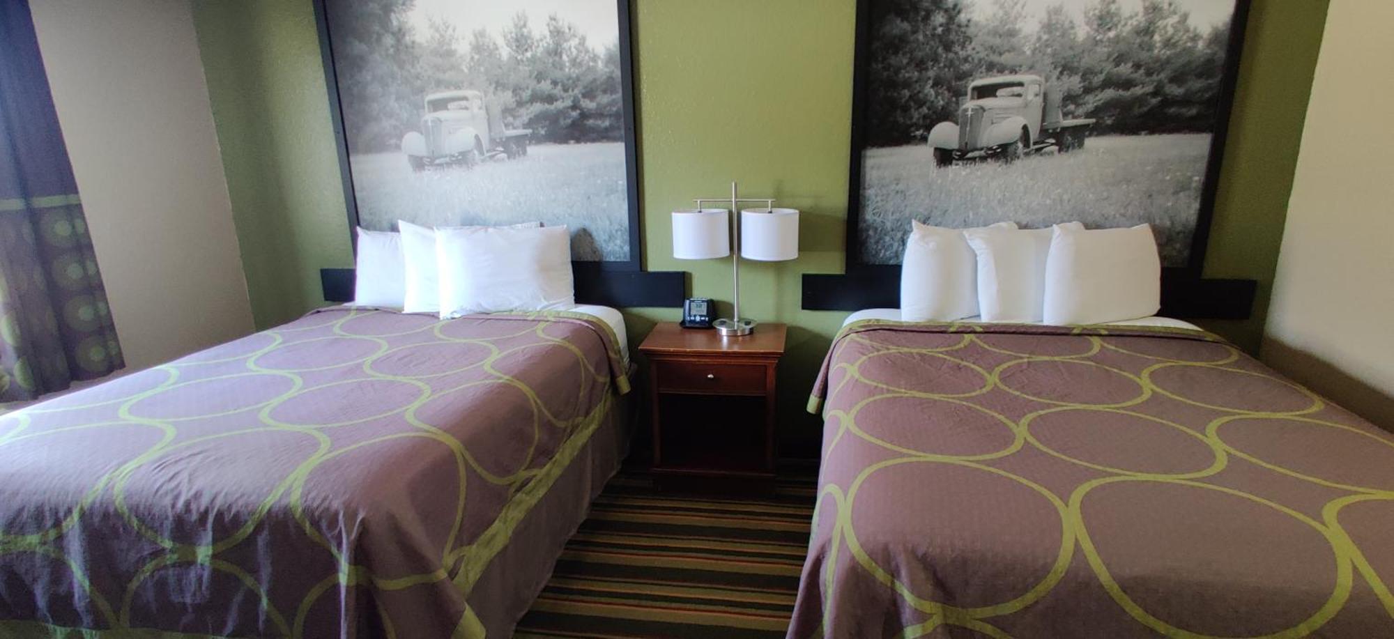 Motel Super 8 By Wyndham Champaign Habitación foto