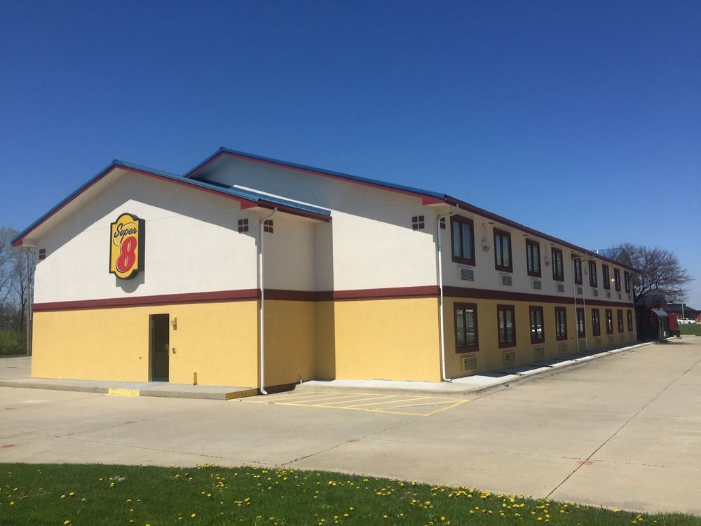 Motel Super 8 By Wyndham Champaign Exterior foto